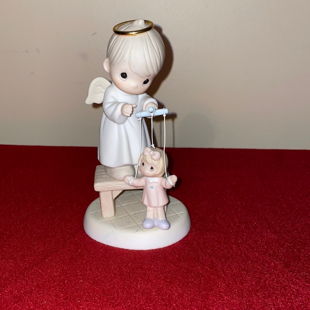 Precious Moments ~ The Good Lord Will Always Uphold Us